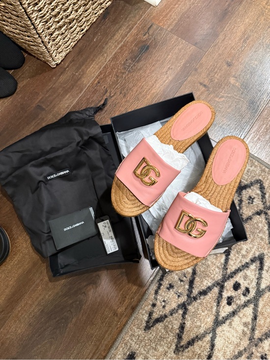 Dolce & Gabbana Shoes - Dolce & Gabbana Pink Leather DG Logo Raffia Slide Sandals
